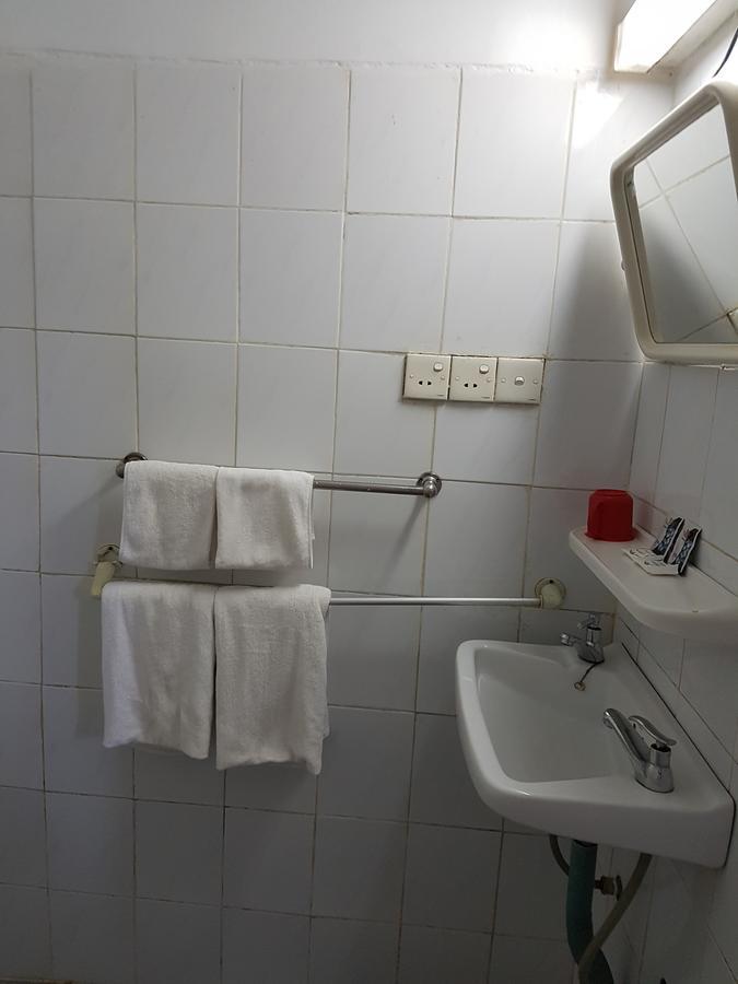 كالاو Parami Motel المظهر الخارجي الصورة
